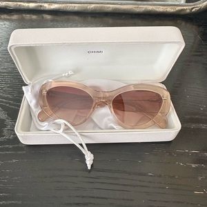 Chimi 09 Ecru sunglasses. Worn 1x
